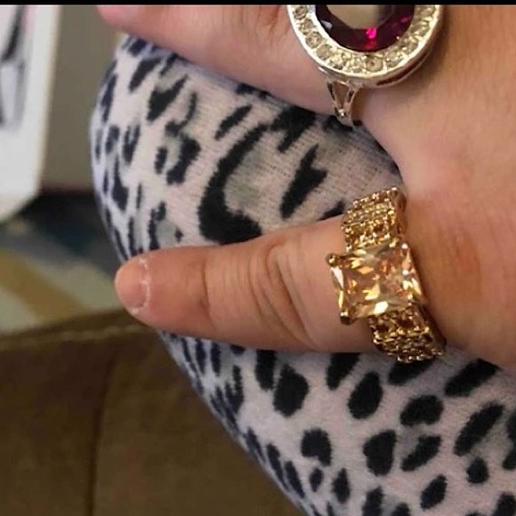 CITRINE RING SIZE 7.5 14K GOLD PLATED - Picture 2 of 3